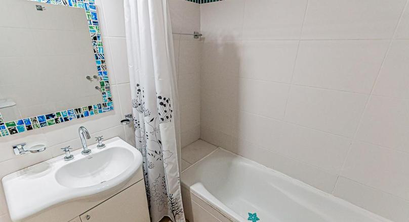 Villa Ortuzar - Excelente 2 amb con balcón