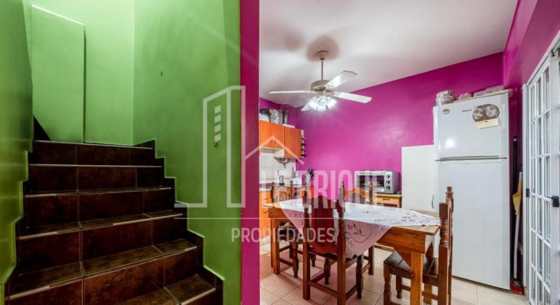 Pque. Chacabuco - PH 1er Piso Al Fte