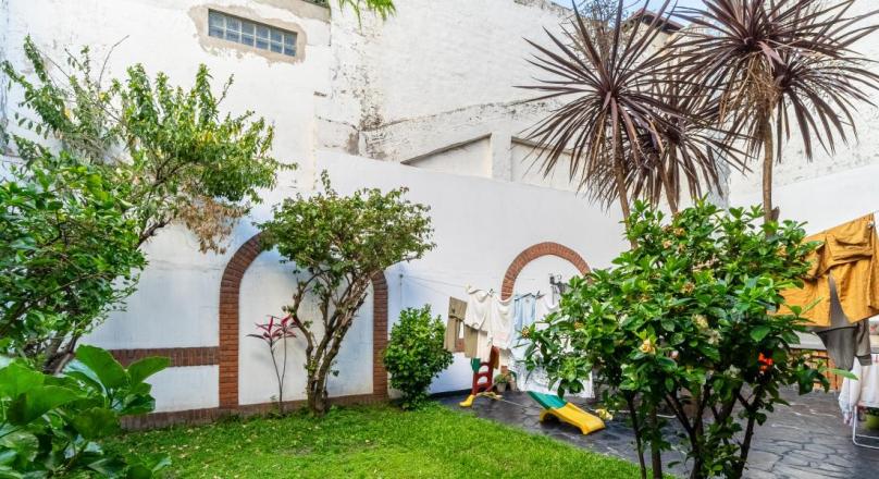 Belgrano R - Chalet 6 amb con Jardin
