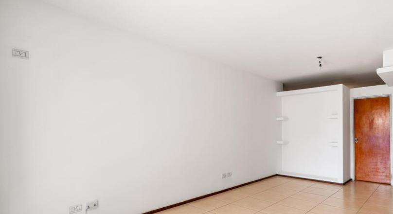 Villa Urquiza - Departamento al frente