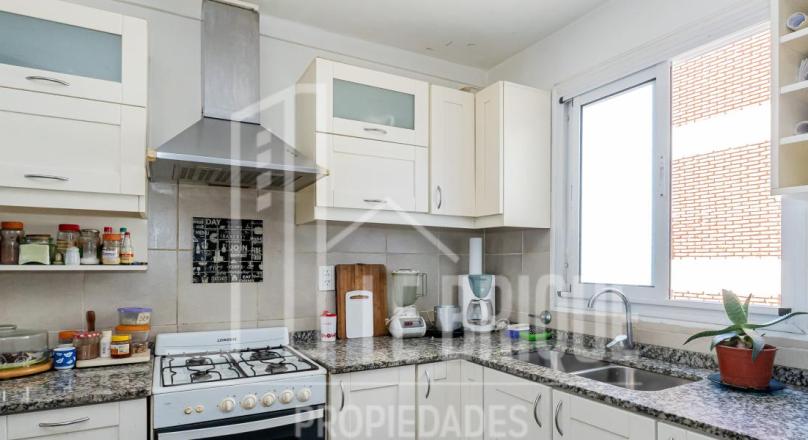 Villa Crespo - 4 amb al frente