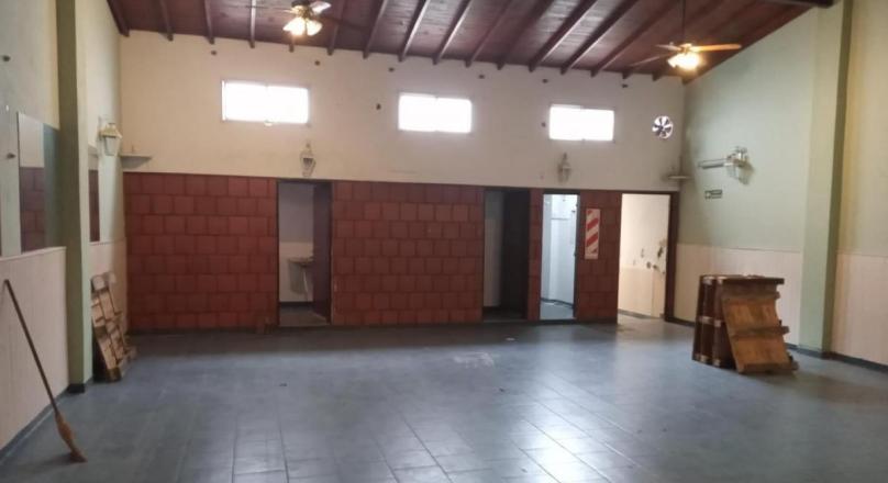 Villa Ortuzar - Casa en lote propio