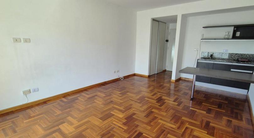 Colegiales - Monoambiente al frente