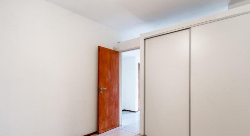 Villa Urquiza - Departamento al frente