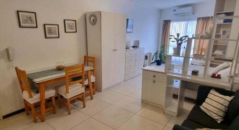 Villa Ortuzar - Monoambiente Fte