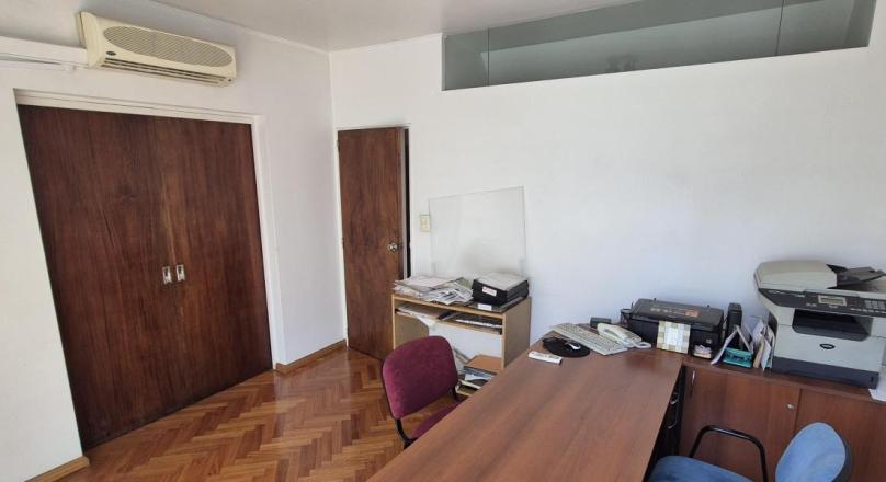 Microcentro - Excelente Oficina de 100m2