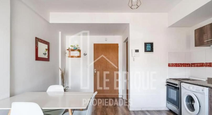 Saavedra - Monoambiente Amplio con Balcon